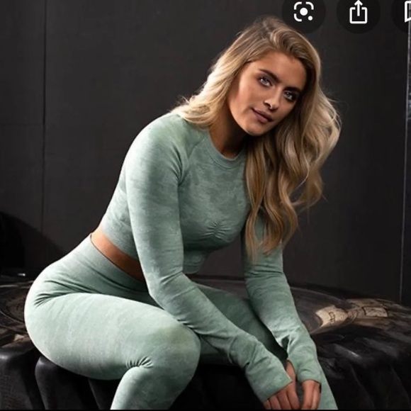 SOLD - Picture 2 of 4